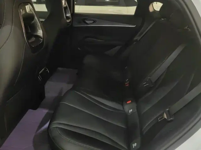 BYD Seal 06 — Фото автомобиля 11