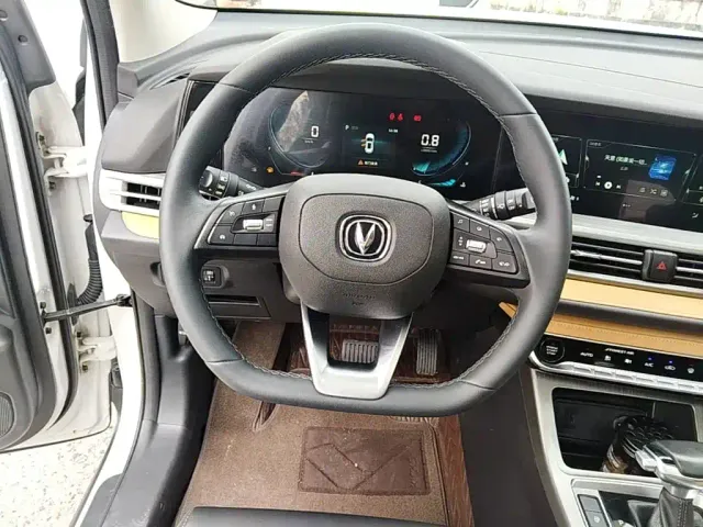 Changan CS55 Plus — Фото автомобиля 10