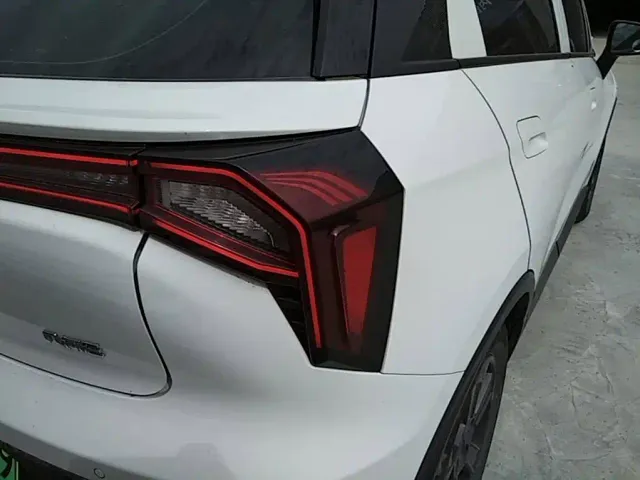Geely Geometry E Firefly — Фото автомобиля 23