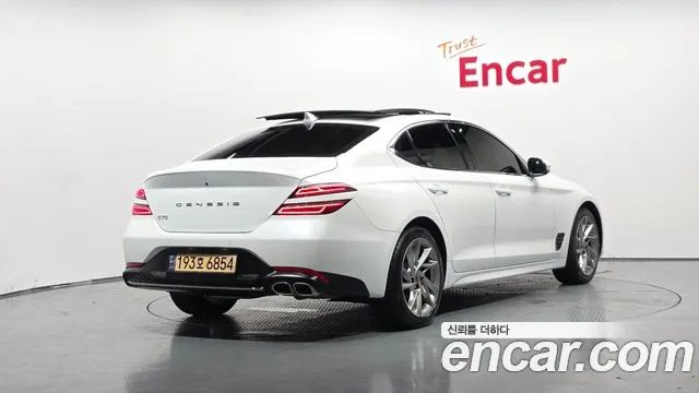 Genesis G70 — Фото автомобиля 2