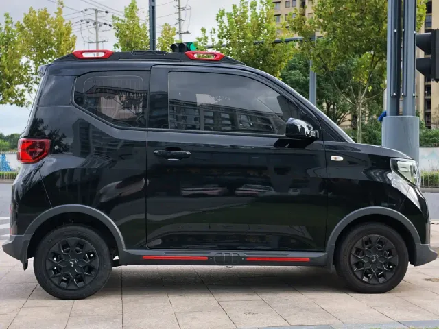 Wuling Hongguang Mini EV — Фото автомобиля 7