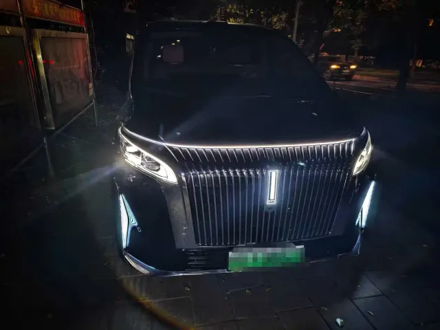 Wey Alpine — Фото автомобиля 4