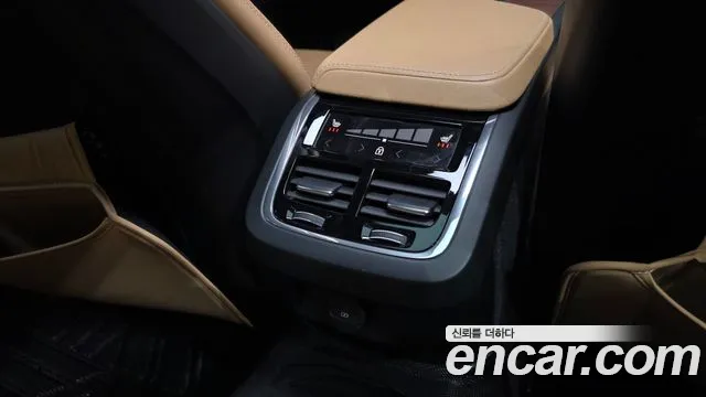 Вольво V60 V60 Cross Country 2 поколение B5 Ultimate AWD — Фото автомобиля 19