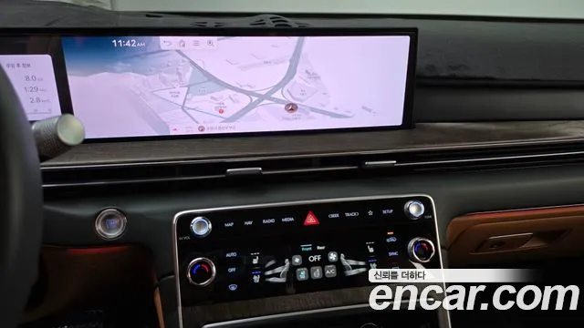 Genesis GV80 — Фото автомобиля 20
