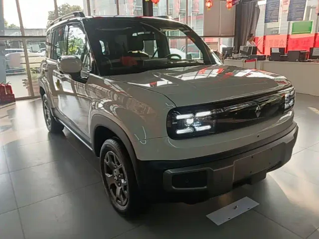 Baojun Yep Plus — Фото автомобиля 3