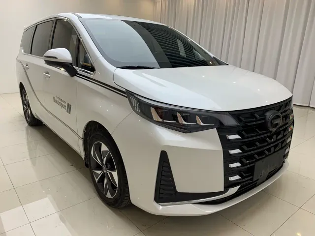 GAC Trumpchi M6 — Фото автомобиля 3
