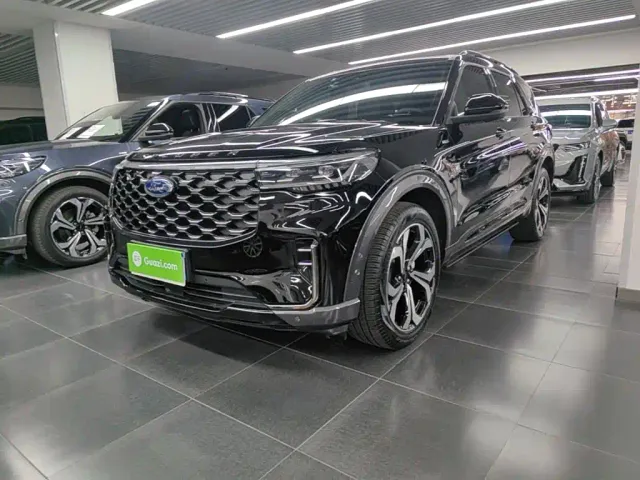 Фотография автомобиля — Ford Explorer