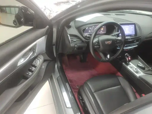 Cadillac CT5 — Фото автомобиля 15