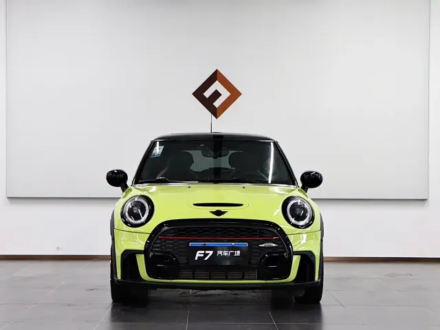 MINI John Cooper Works — Фото автомобиля 2