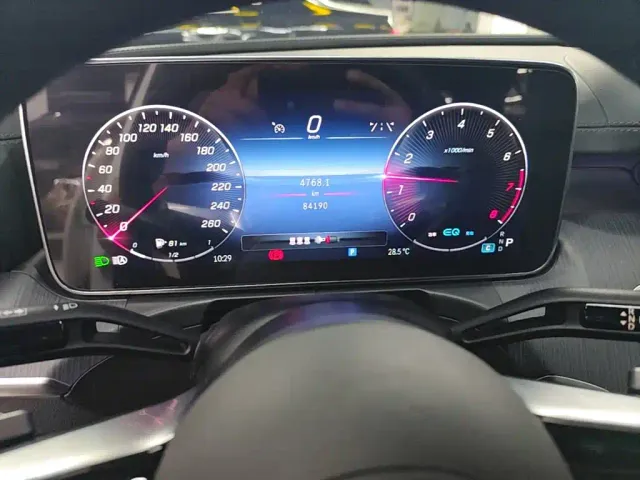 Mercedes-Benz C-Class — Фото автомобиля 11