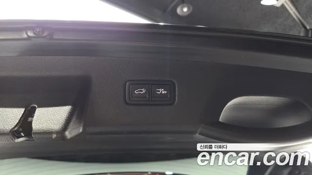 Kia Canival Carnival 4 поколение 7 мест Signature — Фото автомобиля 18