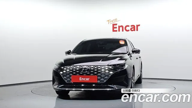 Hyundai Grandeur Grandeur (New) — Фото автомобиля 3