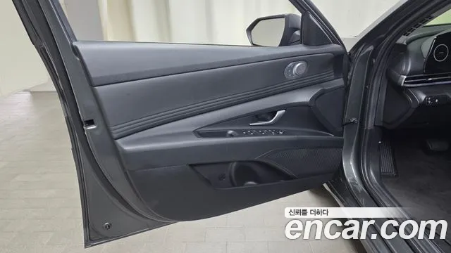 Hyundai AVANTE Новый Avante (CN7) — Фото автомобиля 24