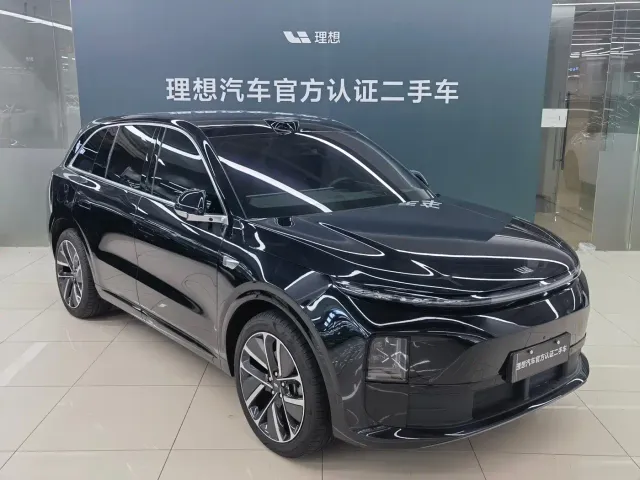 Li Auto L6 — Фото автомобиля 3