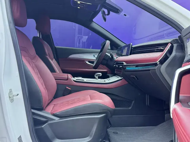 Jetour X70 Plus — Фото автомобиля 11