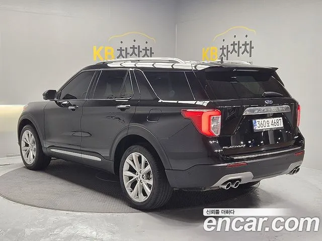 Ford Explorer Explorer 6 поколение 3.0 Platinum 4WD — Фото автомобиля 6