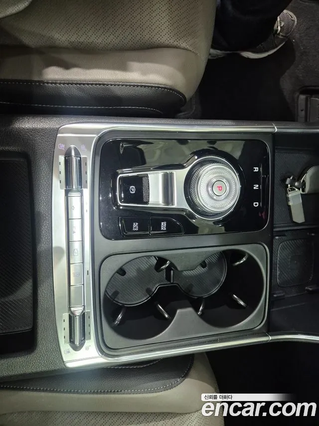 Kia Carnival 4th Gen — Фото автомобиля 11