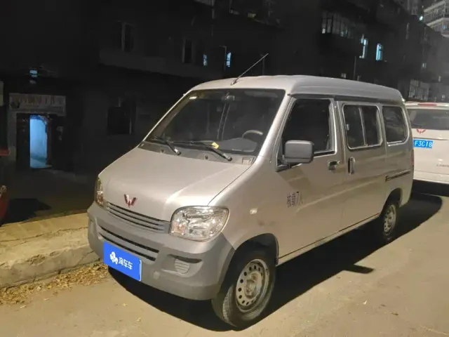 Фотография автомобиля — Wuling Zhiguang