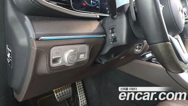 Mercedes-Benz GLS-Class — Фото автомобиля 27