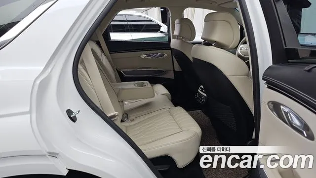 Genesis GV70 2.5T Бензин AWD — Фото автомобиля 10