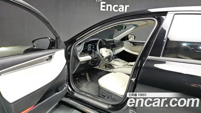 Hyundai Grandeur Новый Grandeur IG — Фото автомобиля 10