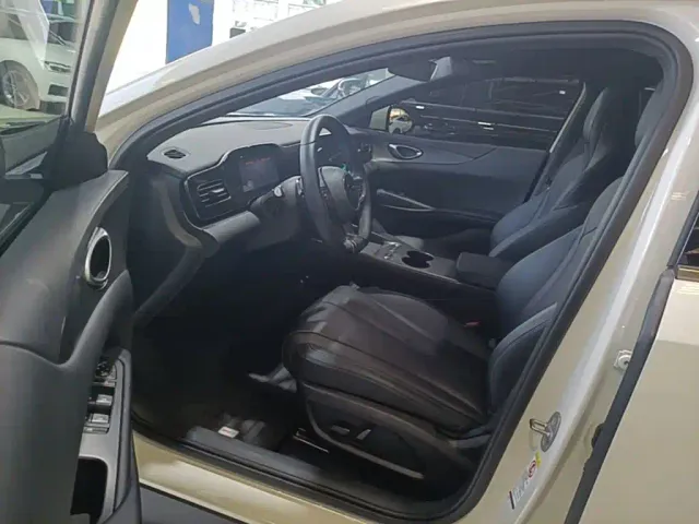 BYD Seal 06 — Фото автомобиля 15