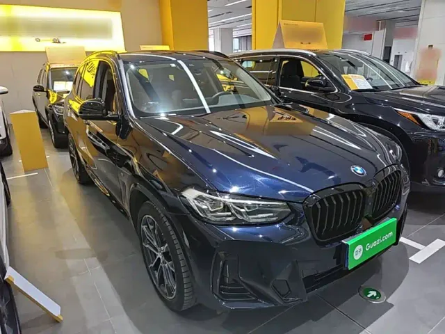 BMW X3 — Фото автомобиля 3