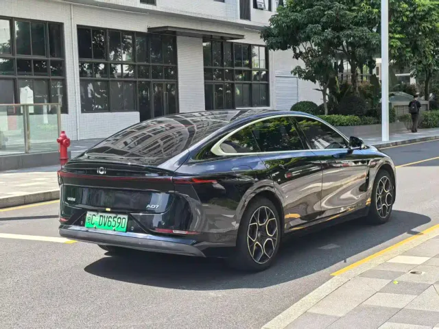 Changan Qiyuan A07 — Фото автомобиля 9