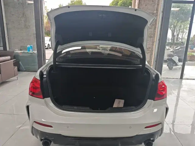 BMW 1 Series — Фото автомобиля 18