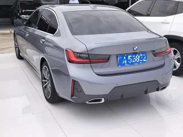 BMW 3 Series — Фото автомобиля 11