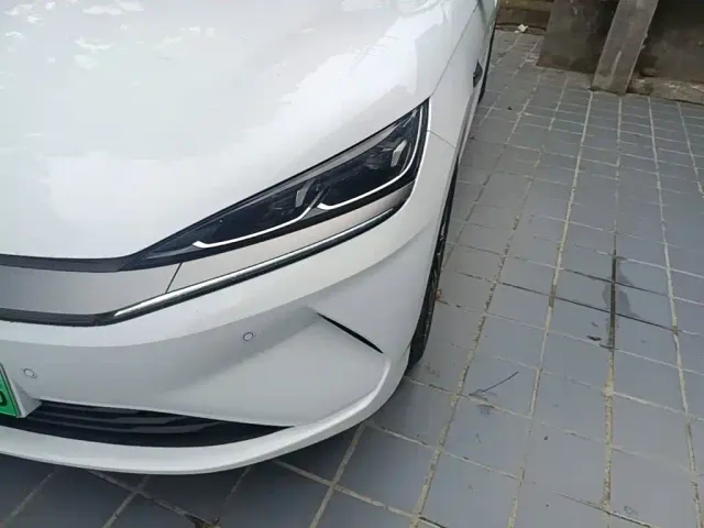 BYD Qin L — Фото автомобиля 23