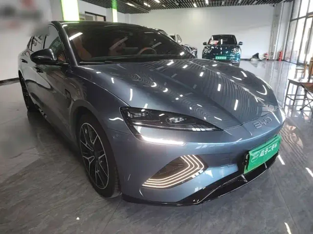 BYD Seal — Фото автомобиля 3