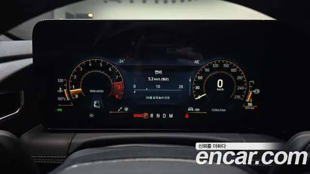 Ford Mustang Mustang 7 поколение 5.0 GT Premium Купе — Фото автомобиля 8