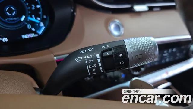 Genesis GV70 2.5T Бензин AWD — Фото автомобиля 16