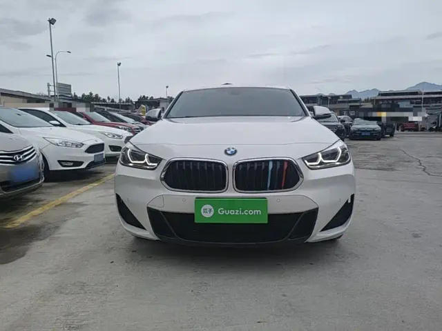BMW X2 — Фото автомобиля 2