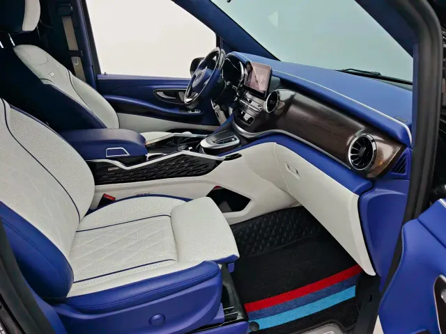 Mercedes-Benz V-Class — Фото автомобиля 15