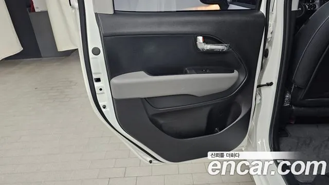 Kia RAY Новый Kia Ray Signature — Фото автомобиля 25