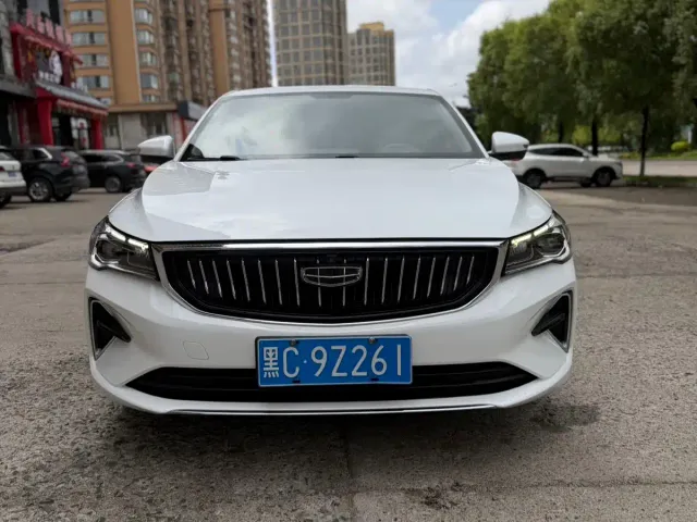 Geely Emgrand — Фото автомобиля 2