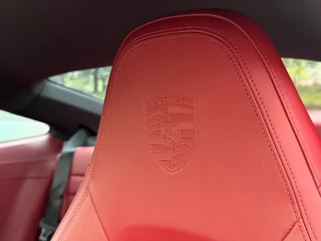 Porsche 911 — Фото автомобиля 11