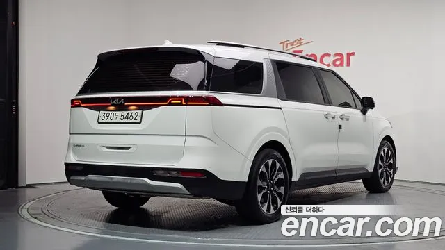 Kia Canival Carnival 4 поколение Бензин 9 мест Prestige — Фото автомобиля 2