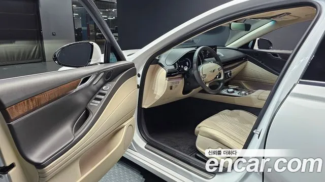 Genesis G80 Бензин 2.5 турбо 2WD — Фото автомобиля 10