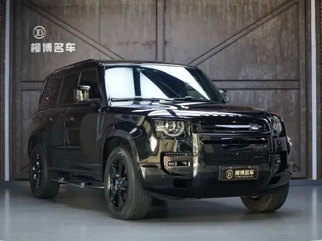 Land Rover Defender — Фото автомобиля 22