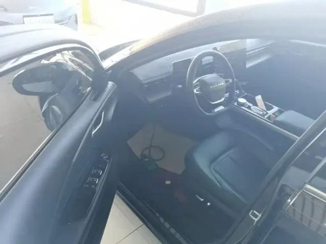 Wuling Starlight — Фото автомобиля 15