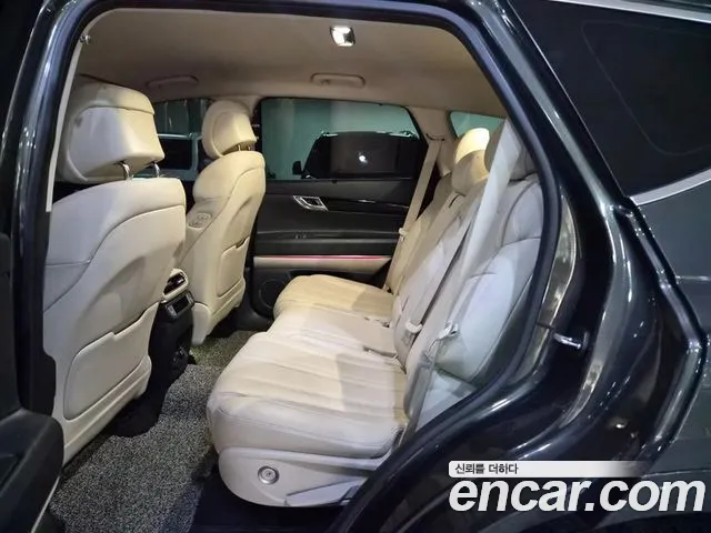 Genesis GV80 — Фото автомобиля 12