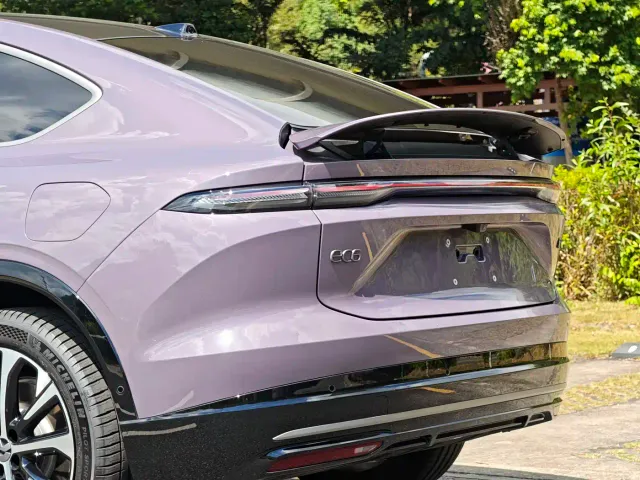 Nio EC6 — Фото автомобиля 11
