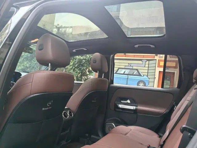 Mercedes-Benz GLB-Class — Фото автомобиля 13