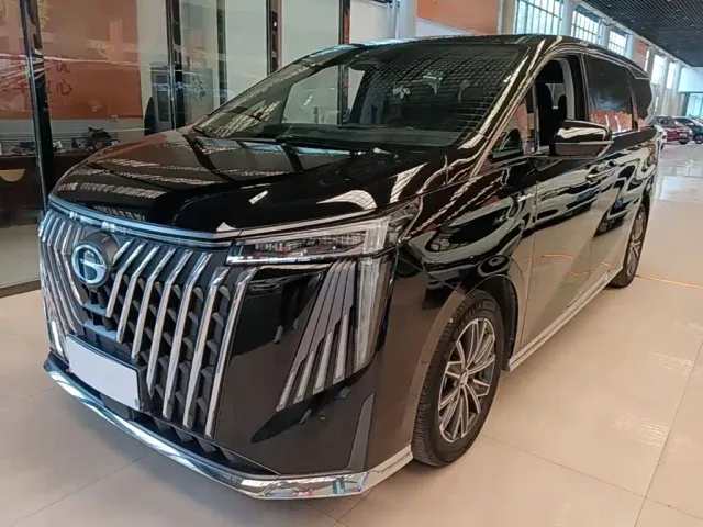 Фотография автомобиля — GAC Trumpchi M8