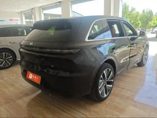 Li Auto L6 — Фото автомобиля 4