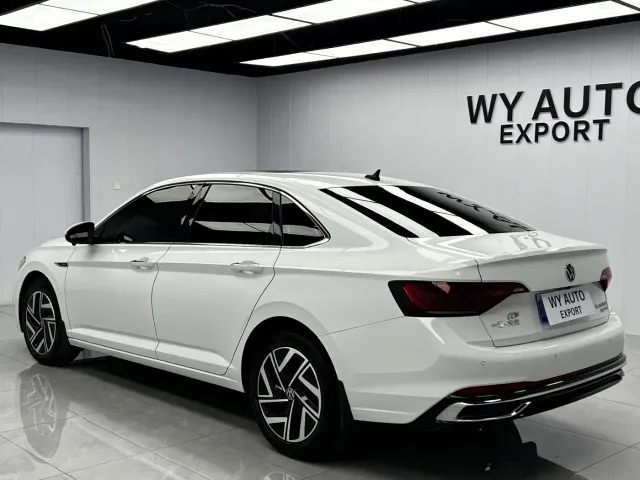 Volkswagen Sagitar — Фото автомобиля 5