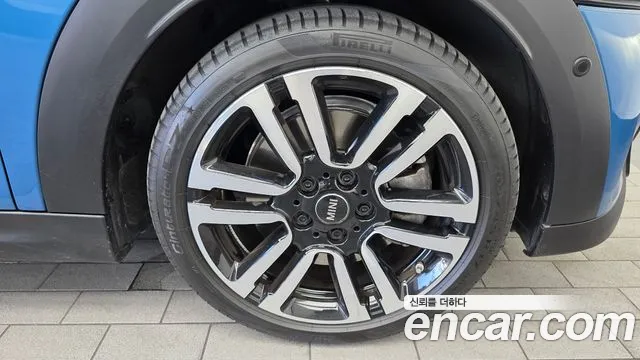 Mini Cooper — Фото автомобиля 21